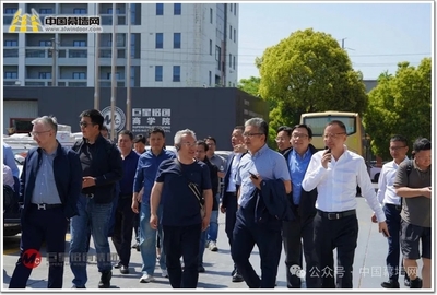 產業與藝術的交響 2025華東專家“銘創”常州工廠行繪畫培訓盛典